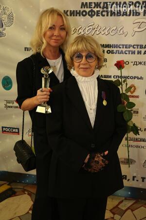 Алла Сурикова и Екатерина Голубева-Польди Алла Сурикова и Екатерина Голубева-Польди