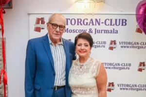 Оказалась вовсе не няня: жена Виторгана раскрыла подноготную оскорбившей ее блогерши