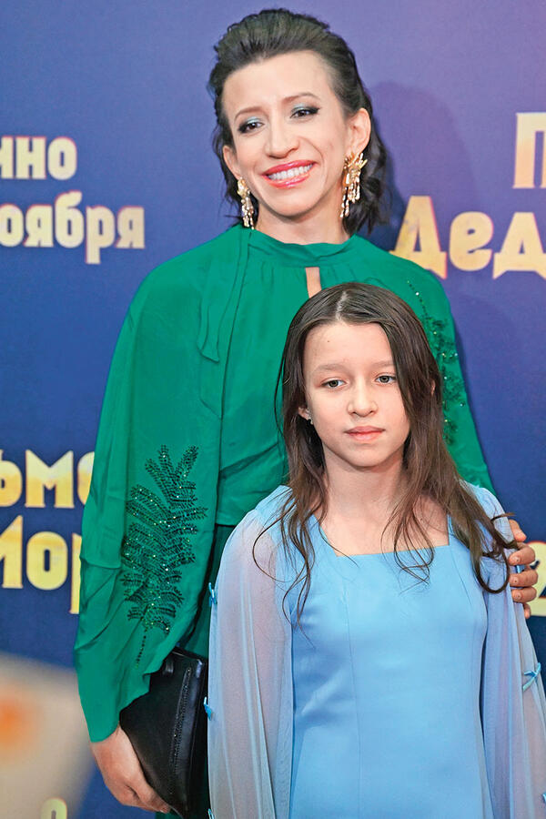 Елена Борщева с дочкой. Фото