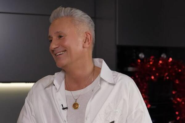 Олег Меньшиков раскрыл, как борется с морщинами — уже 20 лет так делает