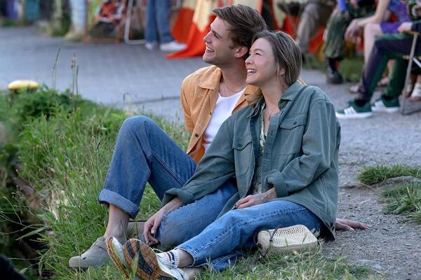 Обнародован топ-10 лучших комедий 2025 года