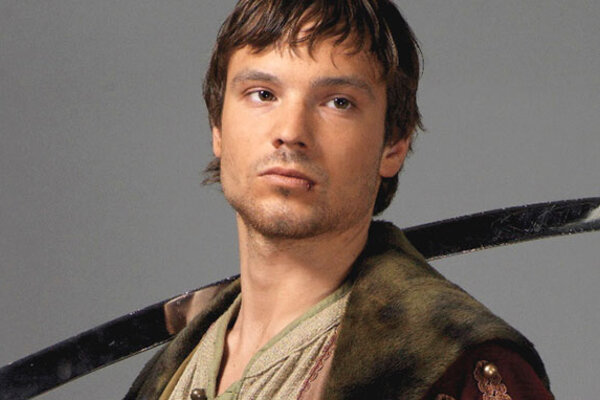 Алексей Чадов коллекционирует оружие 