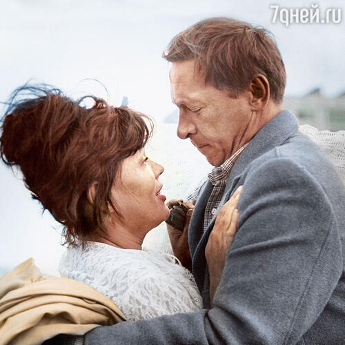 С Олегом Ефремовым в фильме «Мама вышла замуж». 1969 г.