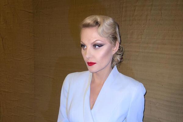 Рената Литвинова вернулась в Россию: подробности тайного визита