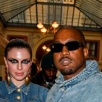 Канье Уэст дебютировал со своей новой подружкой на красной дорожке