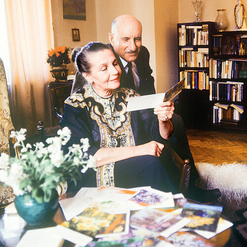 Тамара Макарова и Сергей Герасимов дома. 1981 г.