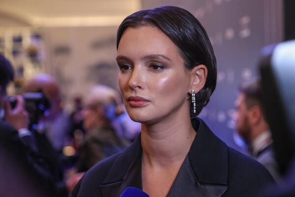 Паулина Андреева произвела фурор на презентации коллекции обуви