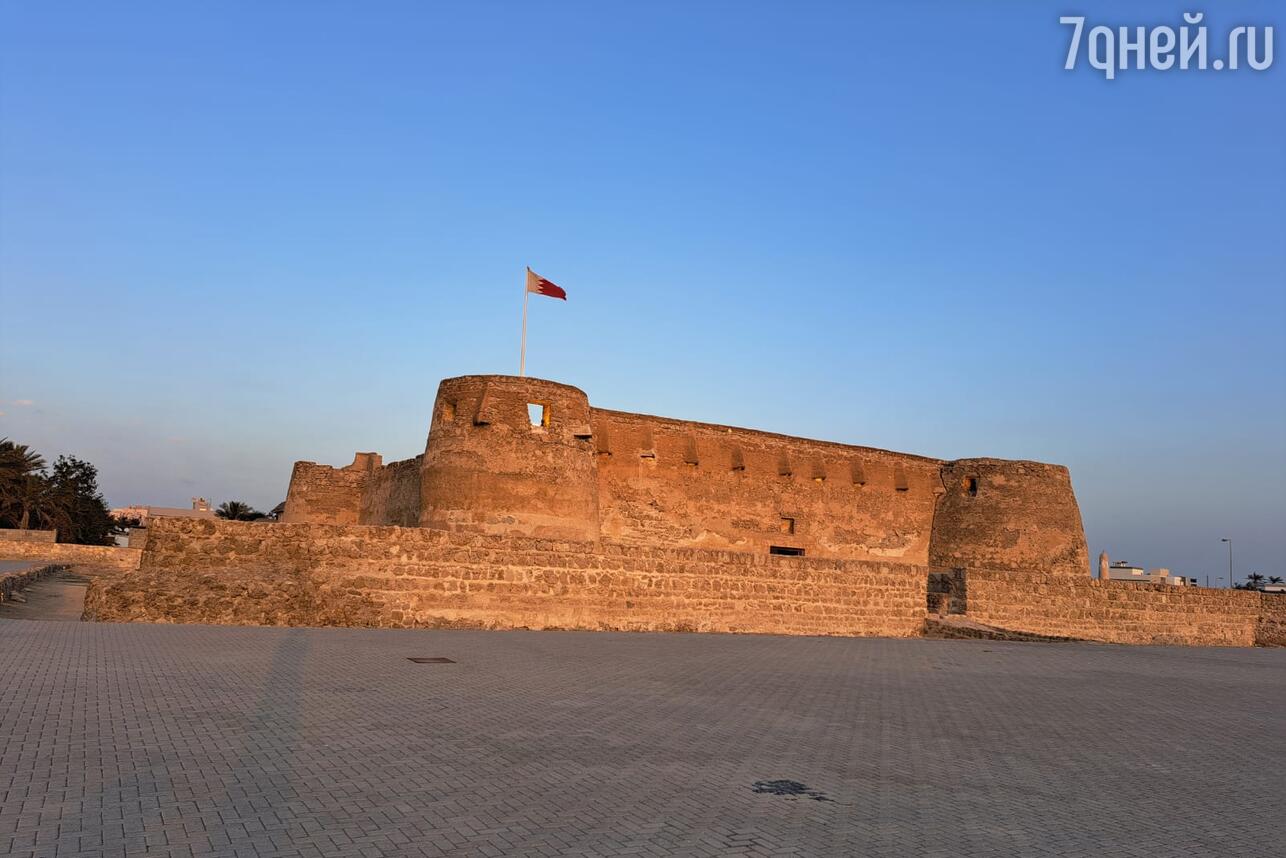 форт Калат-Аль-Бахрейн фото