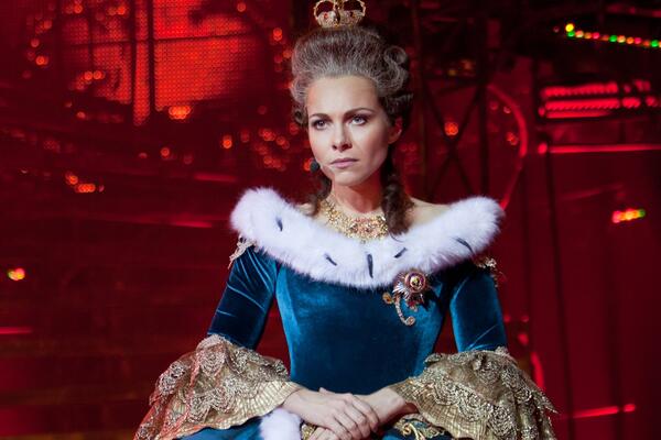 Разыгрываем билеты на заключительные показы спектакля «Граф Орлов»