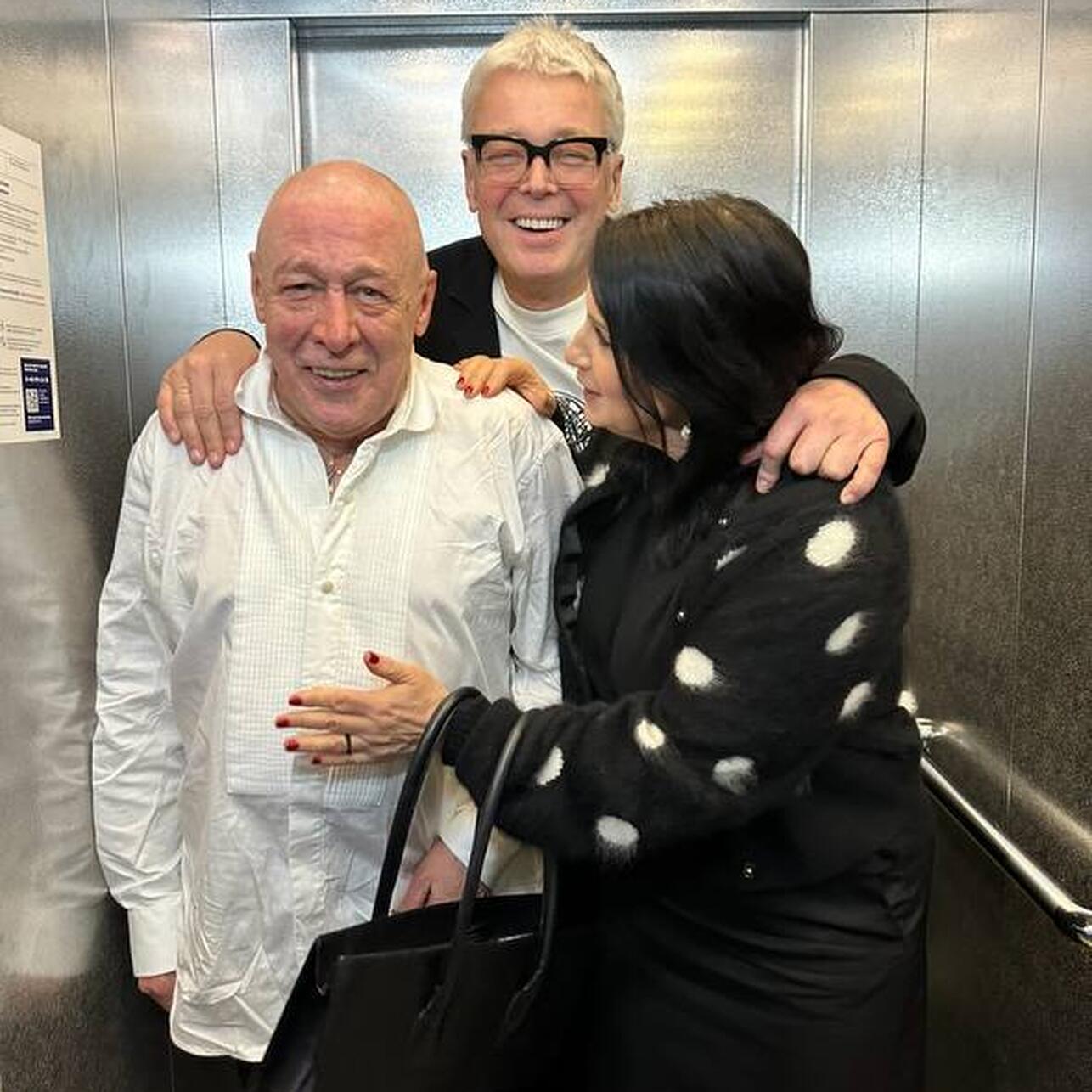 Стриженова показала Ефремова без волос после колонии — в глазах боль Стриженова показала Ефремова без волос после колонии — в глазах боль