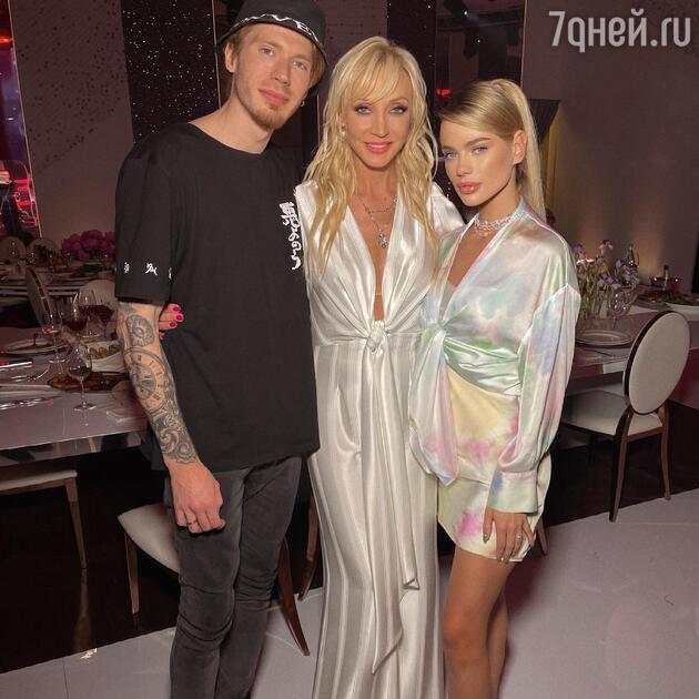 Никита Пресняков, Кристина Орбакайте и Алена Краснова - фото