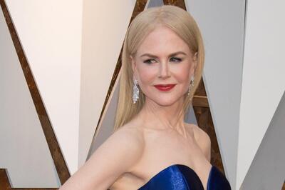 Даже не пытается скрывать: Николь Кидман откровенно флиртует с Саймоном Бейккером