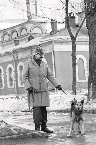 Я знала Юру в самый прекрасный период его жизни, когда он был еще не испорчен славой, вниманием женщин. Чистый, светлый, добрый...