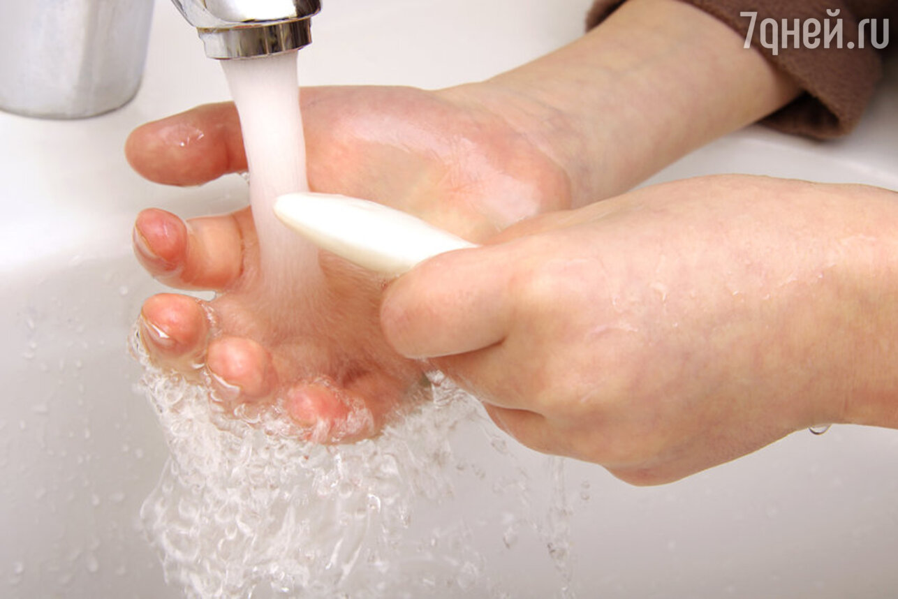 Руки с мылом фото