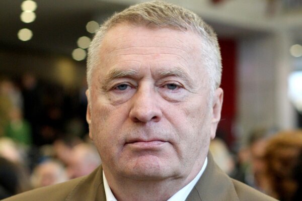 Начался отек легких: состояние Владимира Жириновского ухудшилось