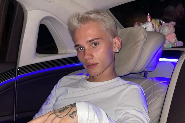 Вонь и грязь: вскрылись жуткие условия жизни оставшегося в России Дани Милохина