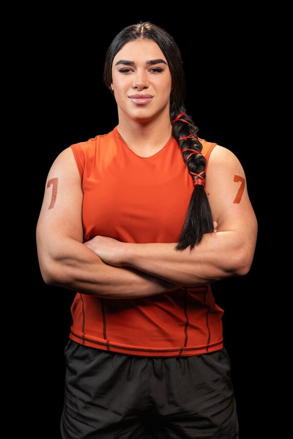 «Спорт не сделал из меня мужика»: участницы шоу «Титаны» — о силе, женственности и стереотипах