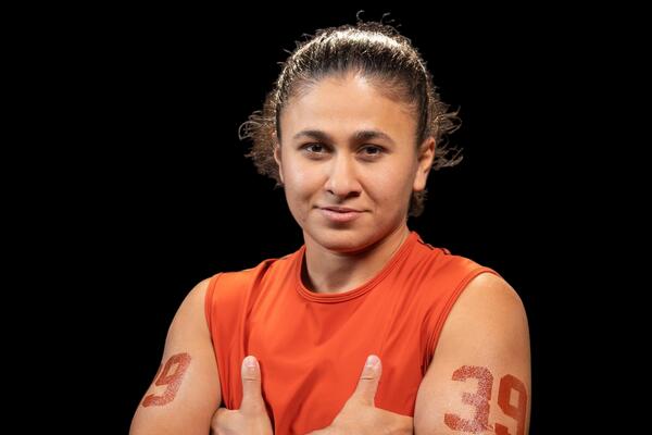 «Спорт не сделал из меня мужика»: участницы шоу «Титаны» — о силе, женственности и стереотипах