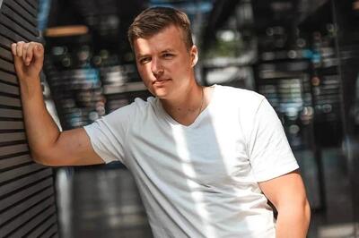 Артема Чекалина посадили на 7 лет за вывод денег в ОАЭ: брат рыдает, адвокат говорит про отсрочку