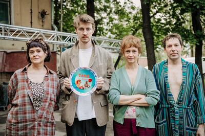 Исакова, Бикович и Михалкова сыграют в «космической» комедии
