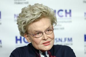 Что Малышева сделала со своим лицом — лифтинг, ботокс и филлеры в избытке