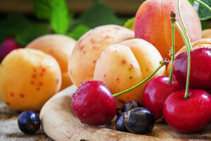 Вкусно и полезно: 7 самых диетических фруктов и ягод