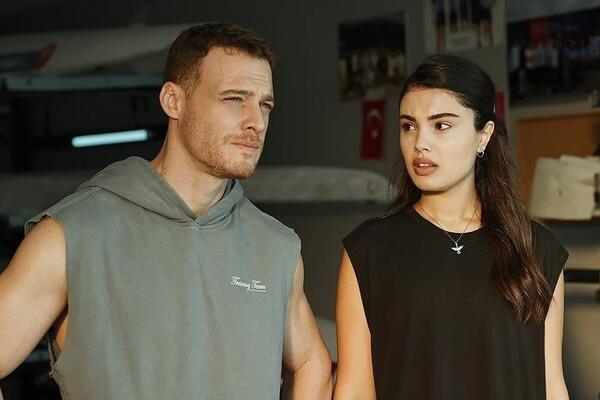 Вслед за новинкой с Ханде Эрчел закрывается сериал «Сердцебиение» с Керемом Бюрсином