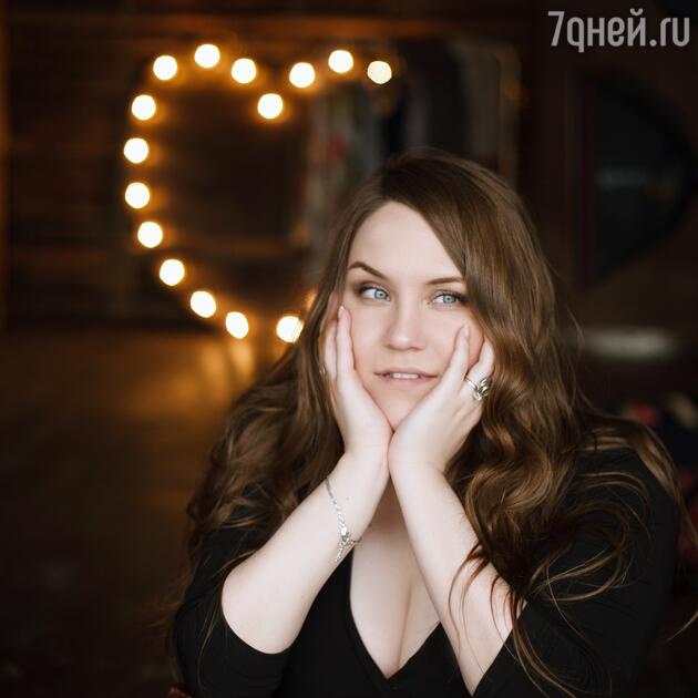 уральские пельмени блогерша и мозг. Смотреть фото уральские пельмени блогерша и мозг. Смотреть картинку уральские пельмени блогерша и мозг. Картинка про уральские пельмени блогерша и мозг. Фото уральские пельмени блогерша и мозг