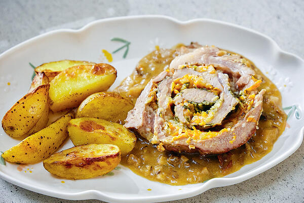 Александр Белькович: буженина-рулет с грибным соусом