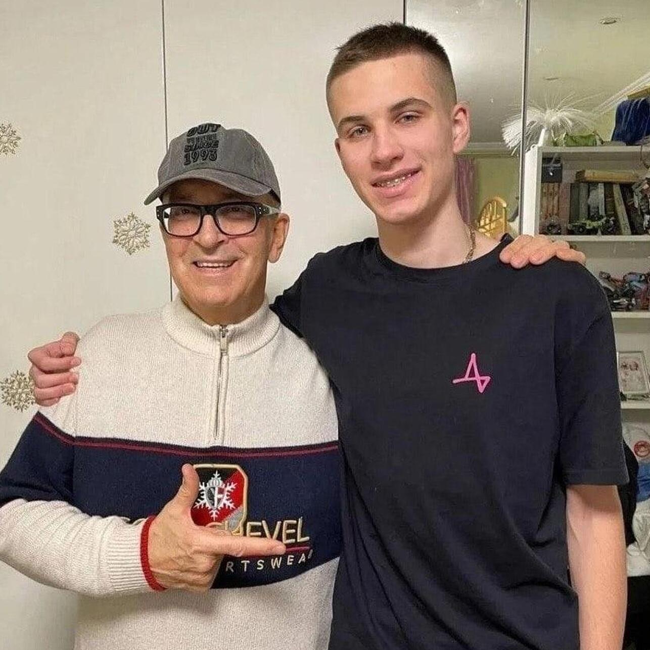 РђР»РµРєСЃР°РЅРґСЂ Р‘СѓР№РЅРѕРІ СЃ РІРЅСѓРєРѕРј