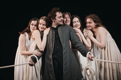 Загадка Пугачева и судьба Гринева: в театре им. Пушкина представили новую «Капитанскую дочку» 