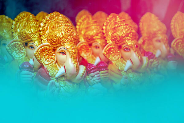 Золотой список Джйотиш: названы три знака, которым индийский гороскоп сулит богатство с 15 по 30 апреля