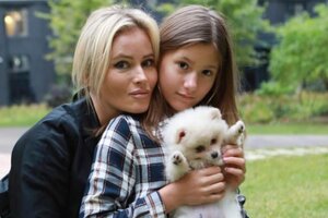 Дана Борисова не знает, от кого родила дочь Полину
