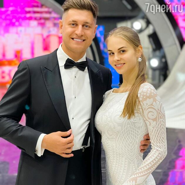 Давид Манукян и Дарья Палей Давид Манукян и Дарья Палей