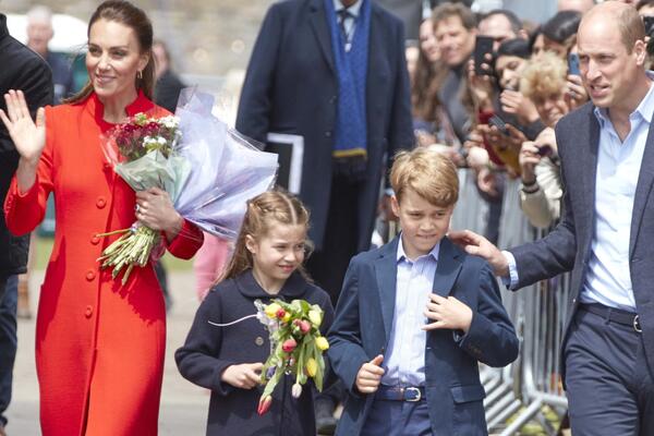 Как получилось, что дети братьев-принцев Уильяма и Гарри носят разные фамилии?