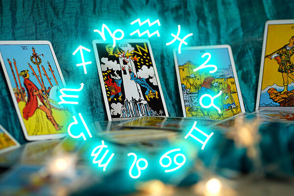 Таро-гороскоп на неделю 5 — 11 января 2026 для всех знаков зодиака