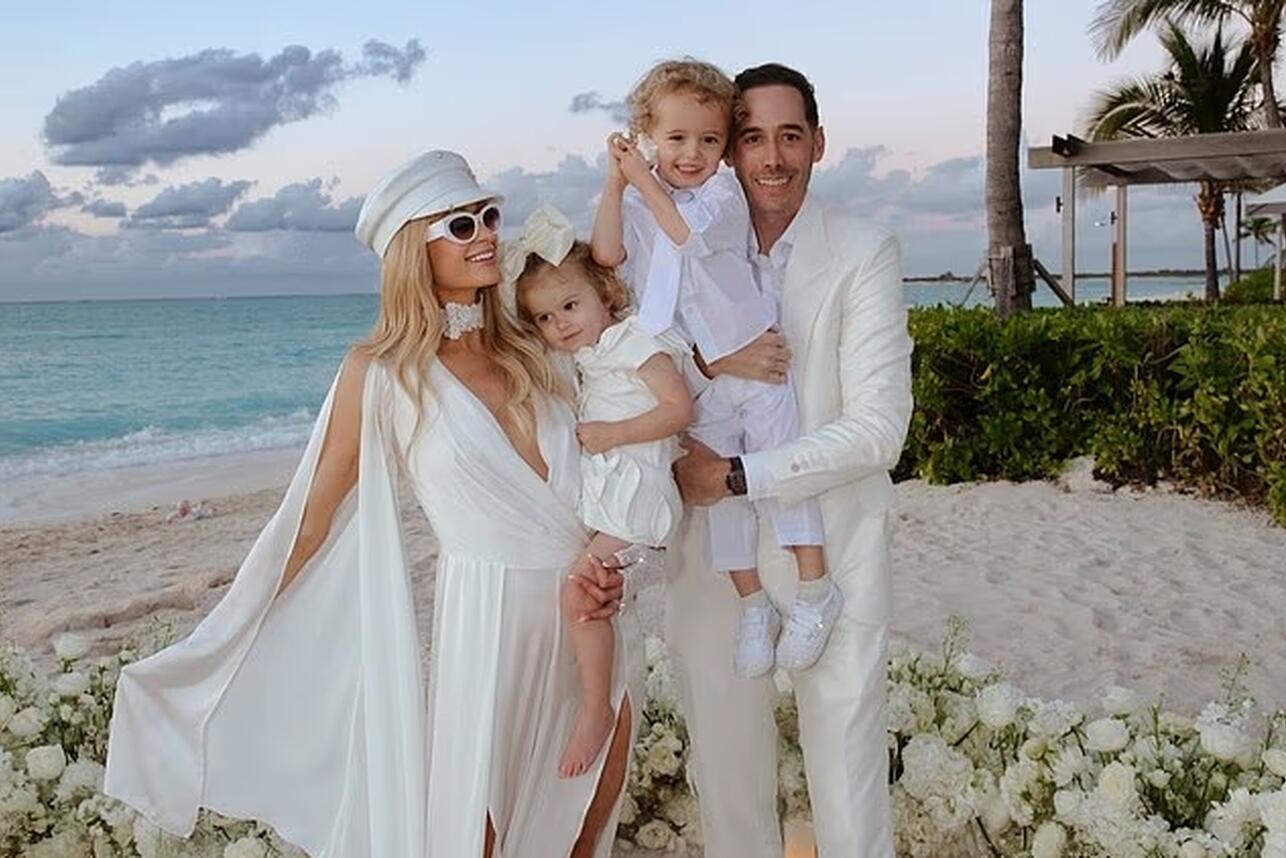 РџСЌСЂРёСЃ РҐРёР&raquo;С&sbquo;РѕРЅ СЃРЅРѕРІР&deg; РІС&lsaquo;С&euro;Р&raquo;Р&deg; Р&middot;Р&deg;РјСѓР&para;