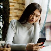 Вечные жертвы, манипуляторы, пессимисты: 5 типов людей, которым не стоит сочувствовать