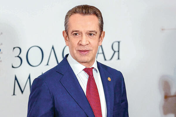 Открылась конференция «Золотой Маски»
