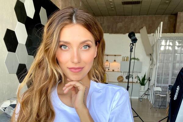 Регина Тодоренко о двухлетнем сыне, любимом муже, шоу «Маска» и многом другом