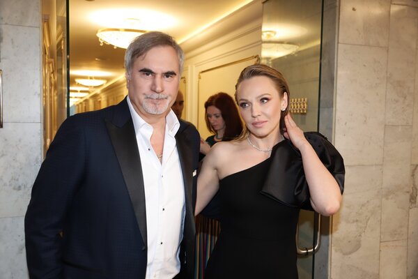 Довела до слез: как Джанабаева унижает Меладзе за закрытыми дверьми