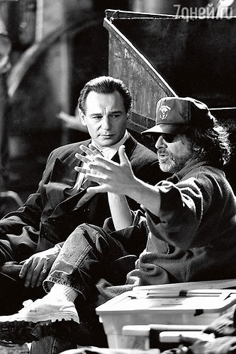 С режиссером Стивеном Спилбергом на съемках фильма «Список Шиндлера». 1993 г.