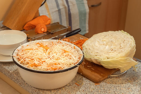 Как квасить капусту правильно: 3 правила, которые гарантируют результат