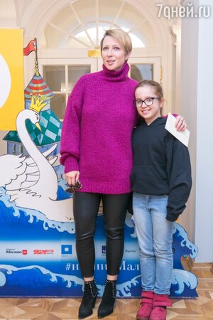Яна Чурикова с дочерью