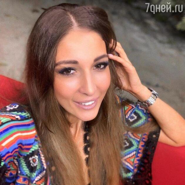 Яна Захарова — фото