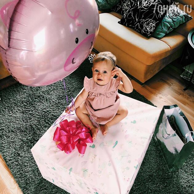 Дочка Риты Дакоты и Влада Соколовского — Мия