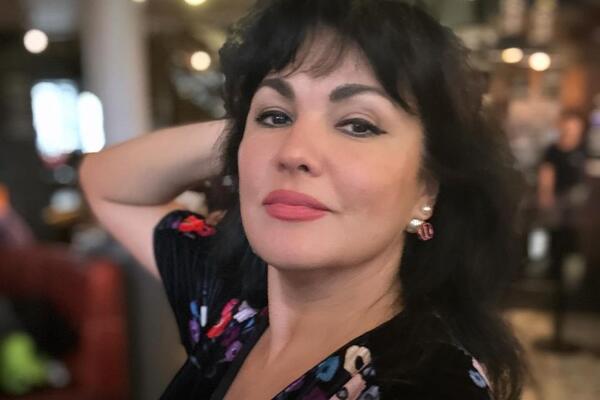 Отрекшаяся от родины Нетребко расшаркалась перед мэтром из России — задумалась о возвращении?