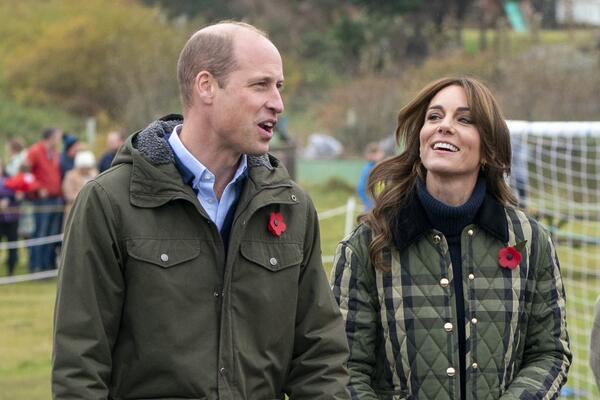 Возражать никто не посмел: уставшая от борьбы с раком Кейт Миддлтон набросилась на фастфуд