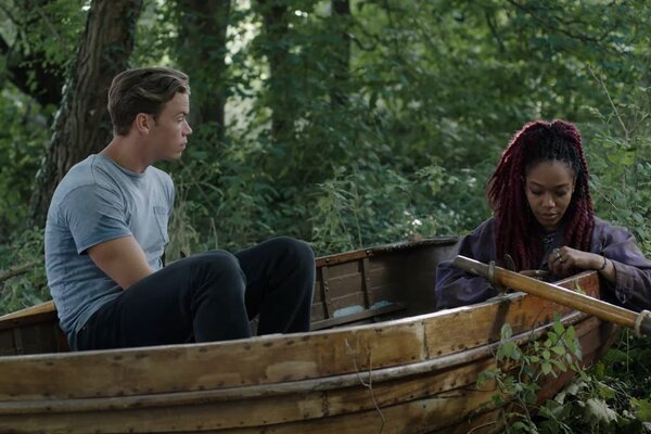 Вышел трейлер криминального мюзикла об ограблении с Уиллом Полтером и Наоми Аки