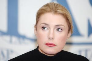 «Фрея совсем больная»: невестка Марии Шукшиной выпрашивает деньги